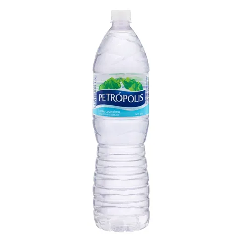 Água Mineral Natural sem Gás Petrópolis Garrafa 1,5l